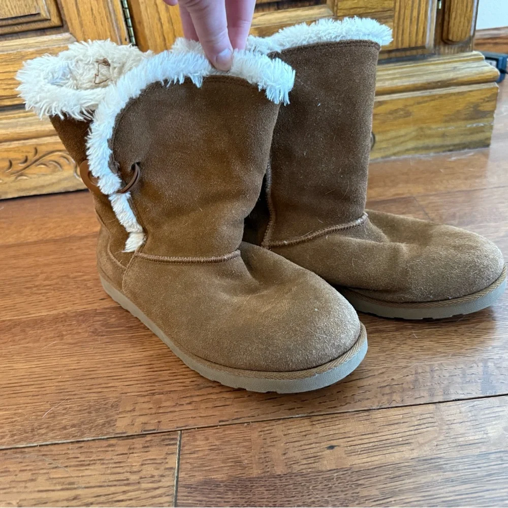 SO Women's Suede Faux-Fur Boots